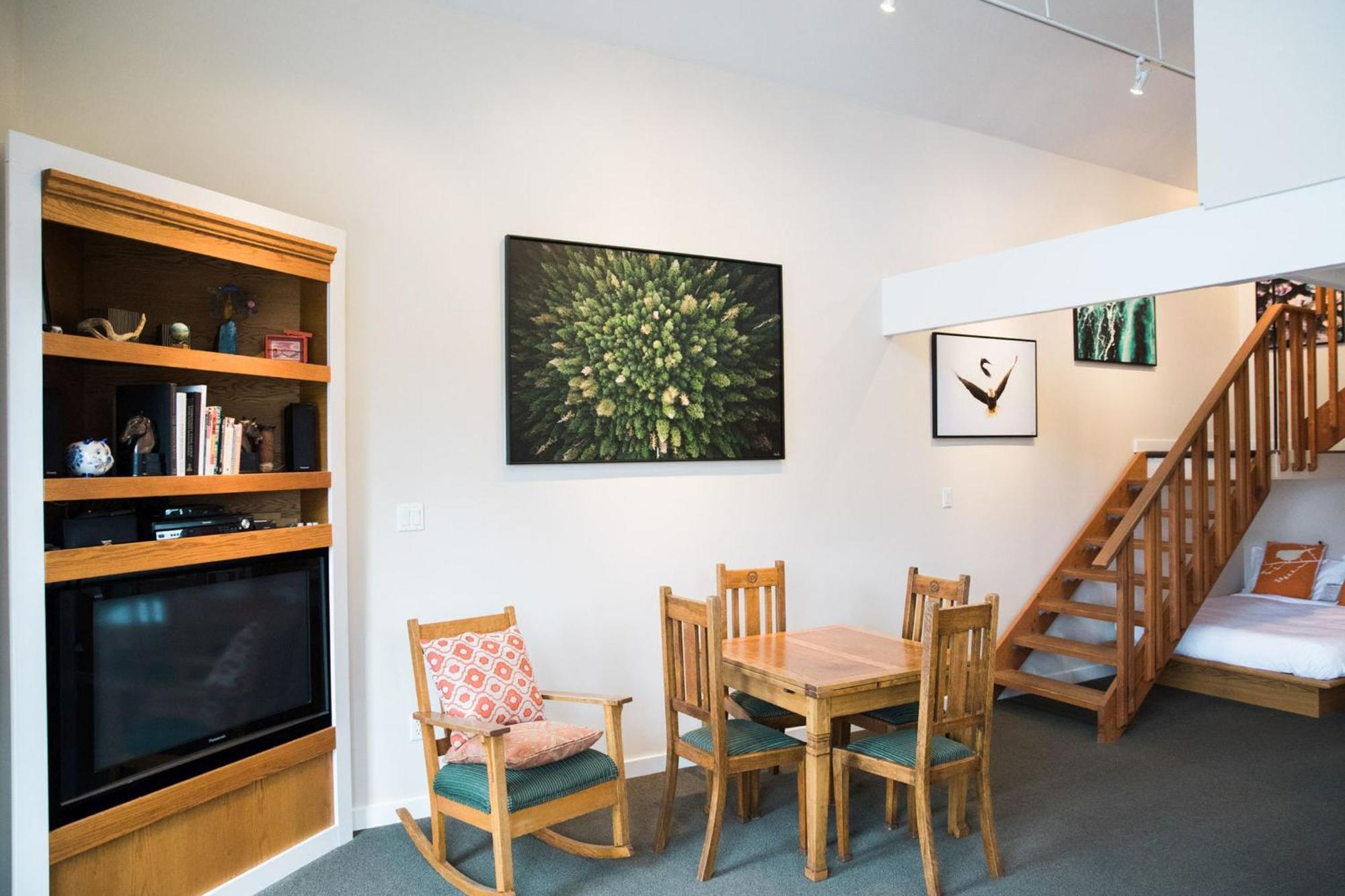 Island Village Properties At Fred Tibbs Tofino Zewnętrze zdjęcie
